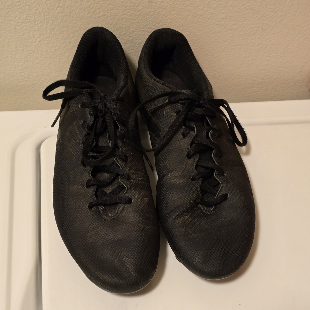 Adidas‎ Men's X17.4 Black on Black Soccer Cleats 037001 Size 9.5 US